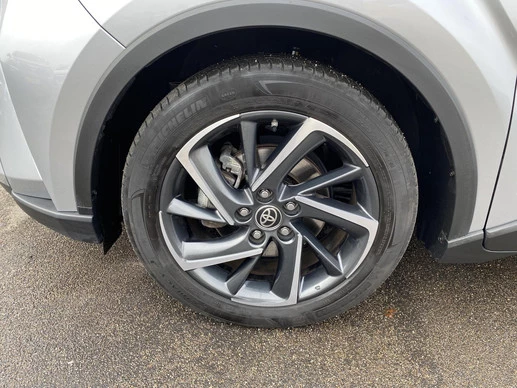Toyota C-HR - Afbeelding 15 van 30