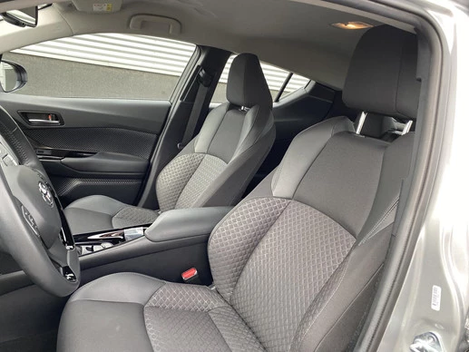 Toyota C-HR - Afbeelding 22 van 30