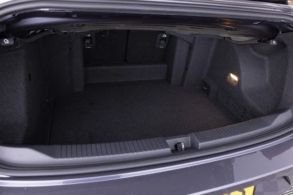 Volkswagen T-Roc - Afbeelding 26 van 30