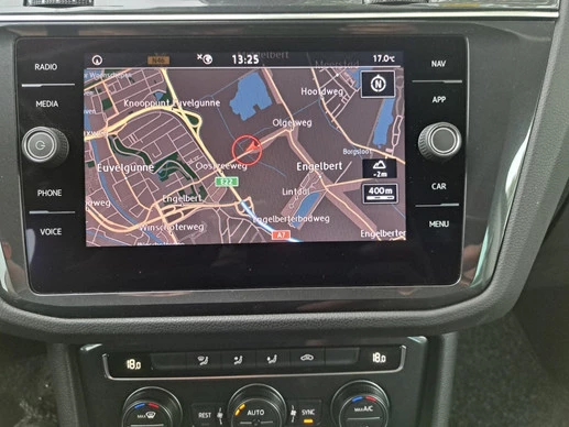 Volkswagen Tiguan - Afbeelding 16 van 30