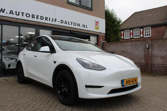 Tesla Model Y - Afbeelding 1 van 11