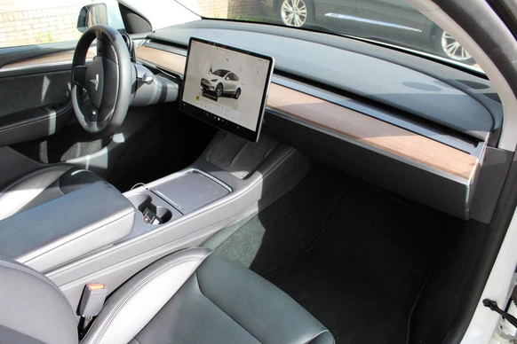 Tesla Model Y - Afbeelding 4 van 11