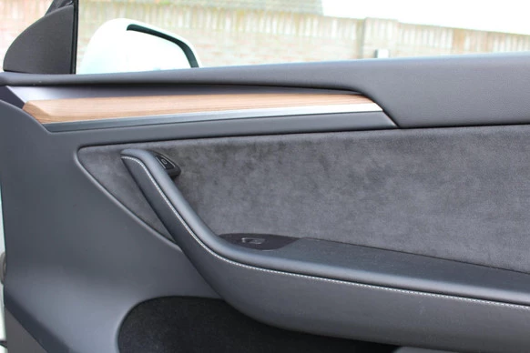 Tesla Model Y - Afbeelding 8 van 11