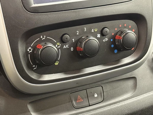 Renault Trafic - Afbeelding 26 van 30