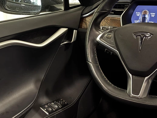 Tesla Model S - Afbeelding 8 van 30