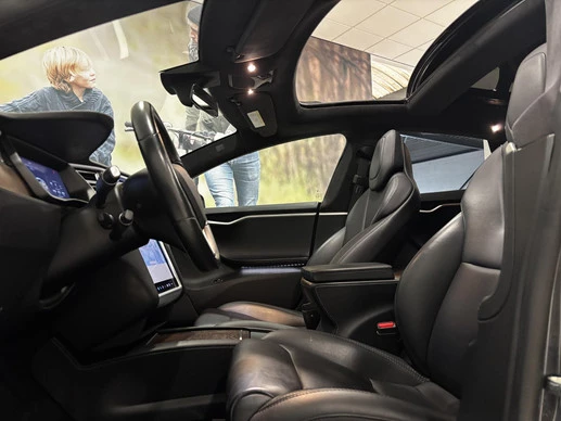 Tesla Model S - Afbeelding 15 van 30