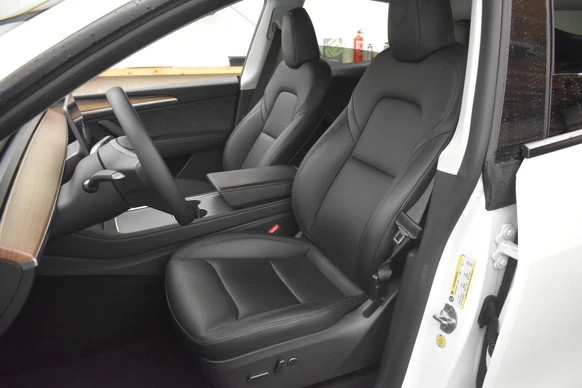 Tesla Model Y - Afbeelding 2 van 30