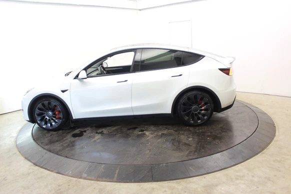 Tesla Model Y - Afbeelding 8 van 30