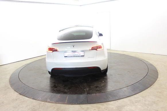 Tesla Model Y - Afbeelding 9 van 30