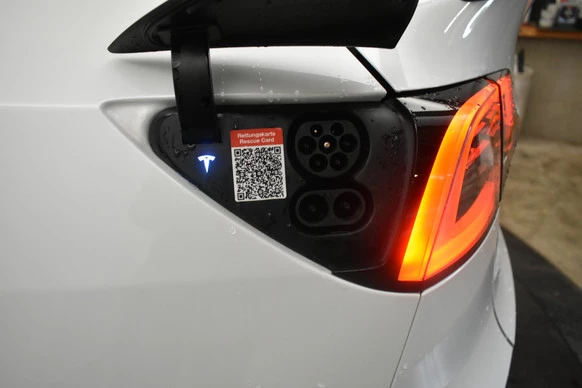 Tesla Model Y - Afbeelding 18 van 30