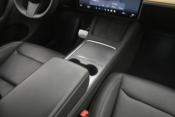 Tesla Model Y - Afbeelding 29 van 30