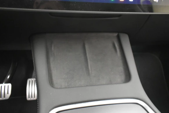 Tesla Model Y - Afbeelding 30 van 30