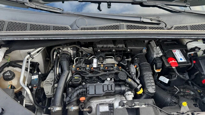 Opel Combo - Afbeelding 20 van 27