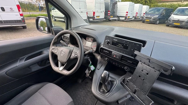 Opel Combo - Afbeelding 9 van 27