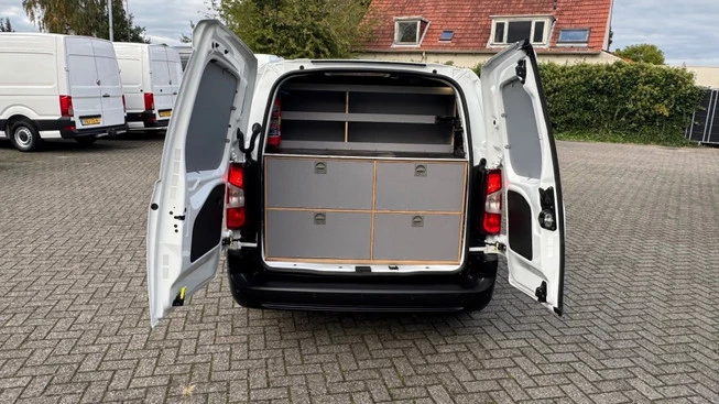 Opel Combo - Afbeelding 12 van 27