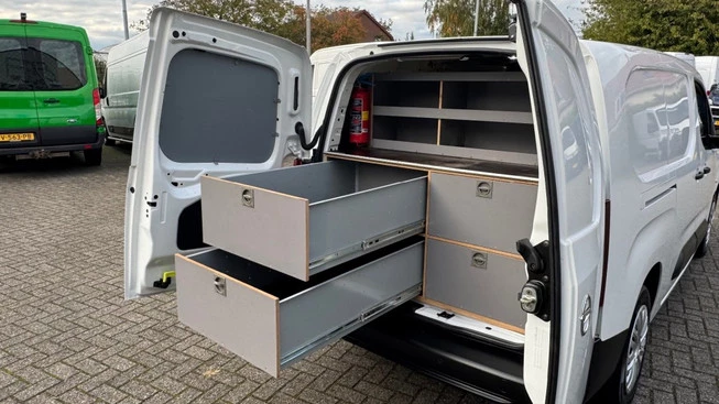 Opel Combo - Afbeelding 13 van 27
