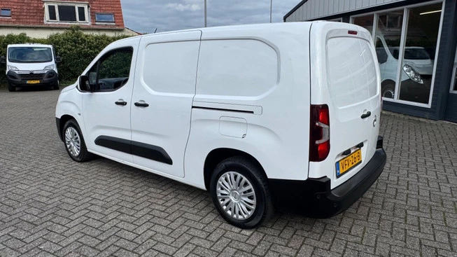 Opel Combo - Afbeelding 14 van 27