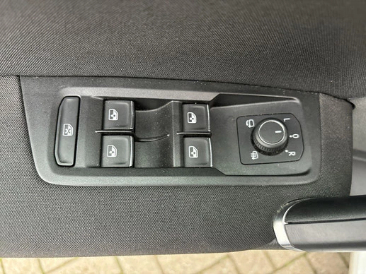 Volkswagen Touran - Afbeelding 7 van 16