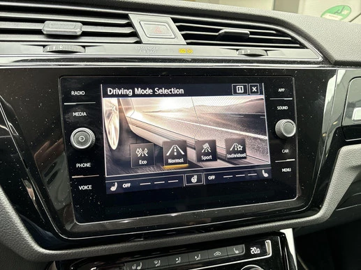 Volkswagen Touran - Afbeelding 13 van 16