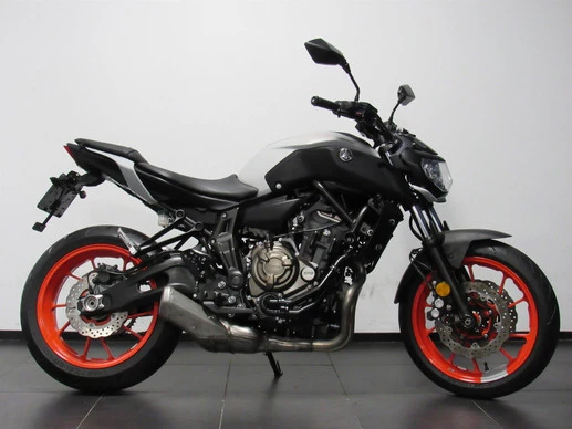 Yamaha MT 07 - Afbeelding 1 van 7