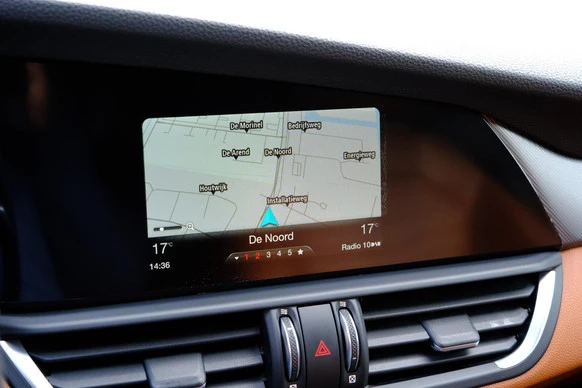 Alfa Romeo Giulia - Afbeelding 17 van 30
