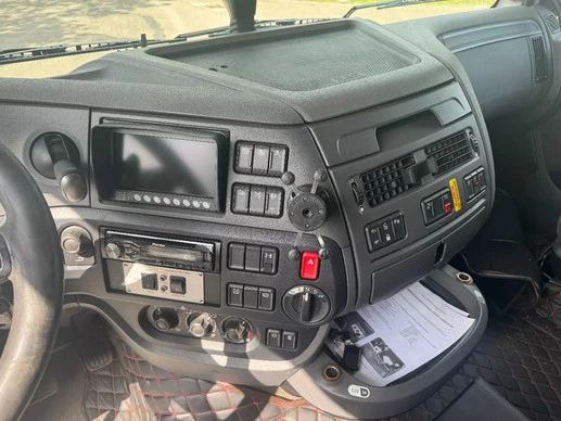 DAF XF 460 - Afbeelding 14 van 18