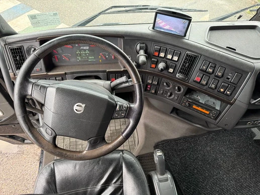 Volvo FH - Afbeelding 13 van 16