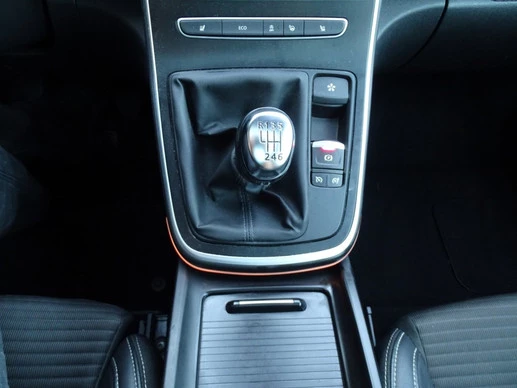 Renault Scénic - Afbeelding 10 van 16