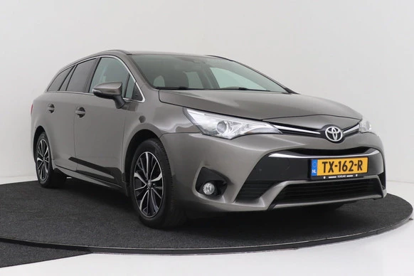 Toyota Avensis - Afbeelding 11 van 30