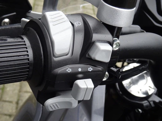 Benelli TRK - Afbeelding 9 van 16