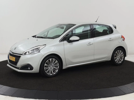 Peugeot 208 - Afbeelding 1 van 30