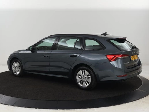 Škoda Octavia - Afbeelding 2 van 30