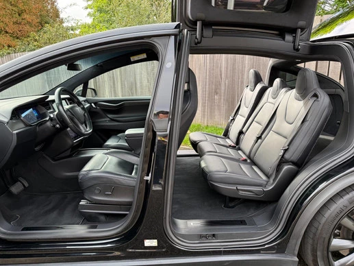 Tesla Model X - Afbeelding 9 van 22