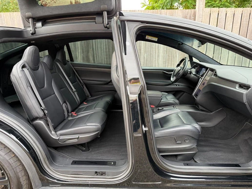 Tesla Model X - Afbeelding 12 van 22