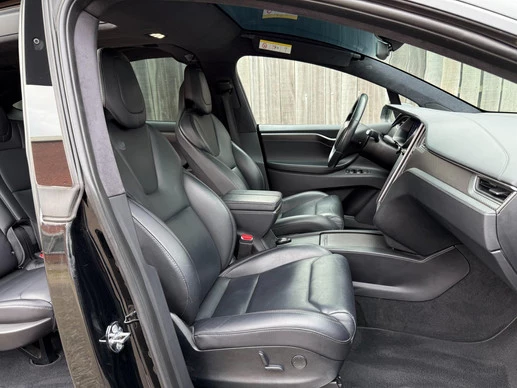 Tesla Model X - Afbeelding 14 van 22