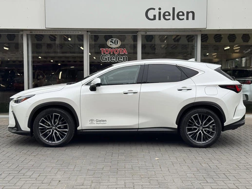 Lexus NX - Afbeelding 2 van 30