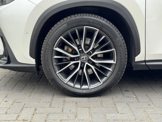 Lexus NX - Afbeelding 9 van 30