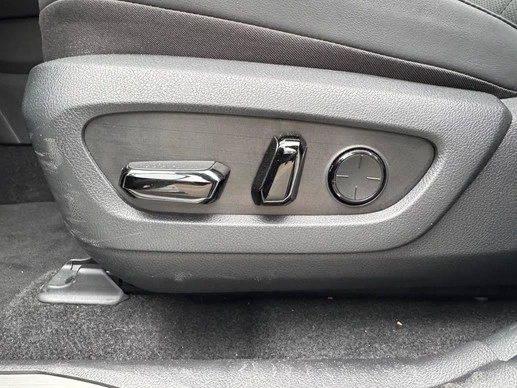 Lexus NX - Afbeelding 17 van 30