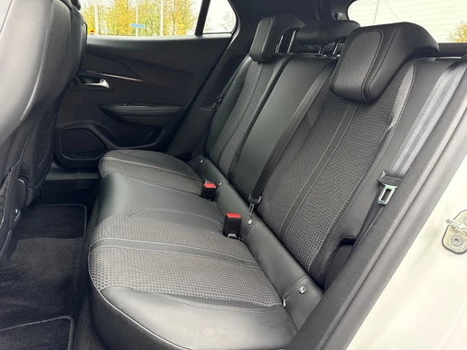 Peugeot e-2008 - Afbeelding 14 van 17