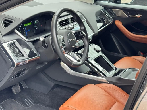 Jaguar I-PACE - Afbeelding 28 van 30