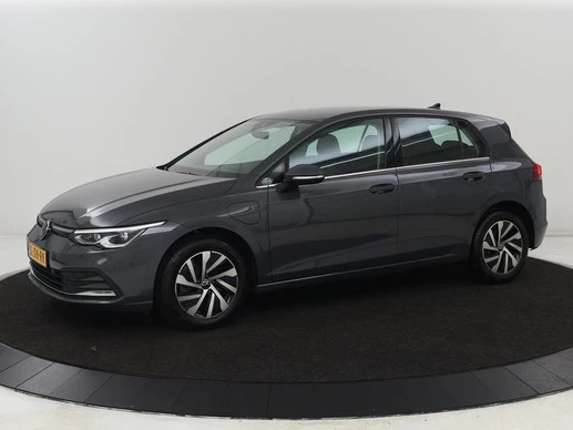 Volkswagen Golf - Afbeelding 1 van 30