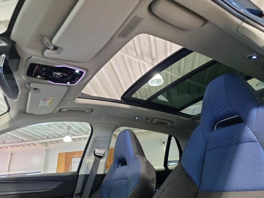 Lynk & Co 01 - Afbeelding 26 van 30