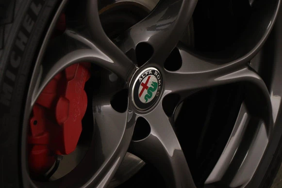 Alfa Romeo Giulia - Afbeelding 28 van 30