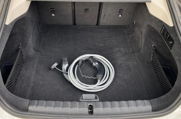 BMW i4 - Afbeelding 7 van 25