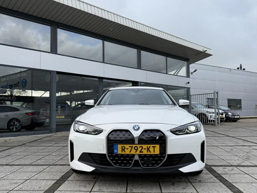 BMW i4 - Afbeelding 10 van 25