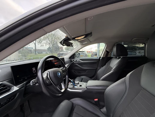BMW i4 - Afbeelding 13 van 25