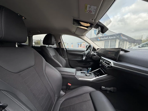 BMW i4 - Afbeelding 14 van 25