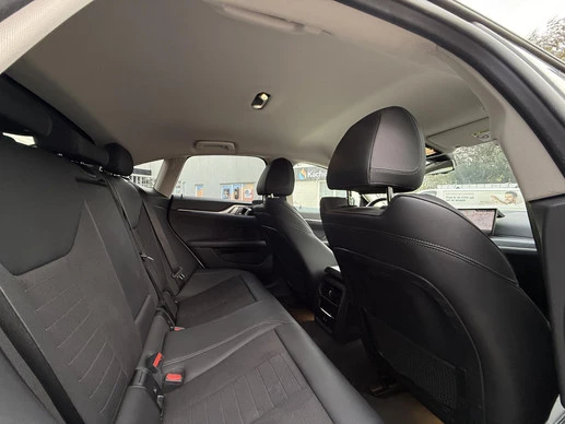 BMW i4 - Afbeelding 17 van 25