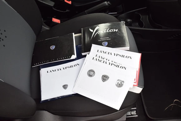Lancia Ypsilon - Afbeelding 17 van 30