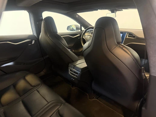 Tesla Model S - Afbeelding 18 van 30